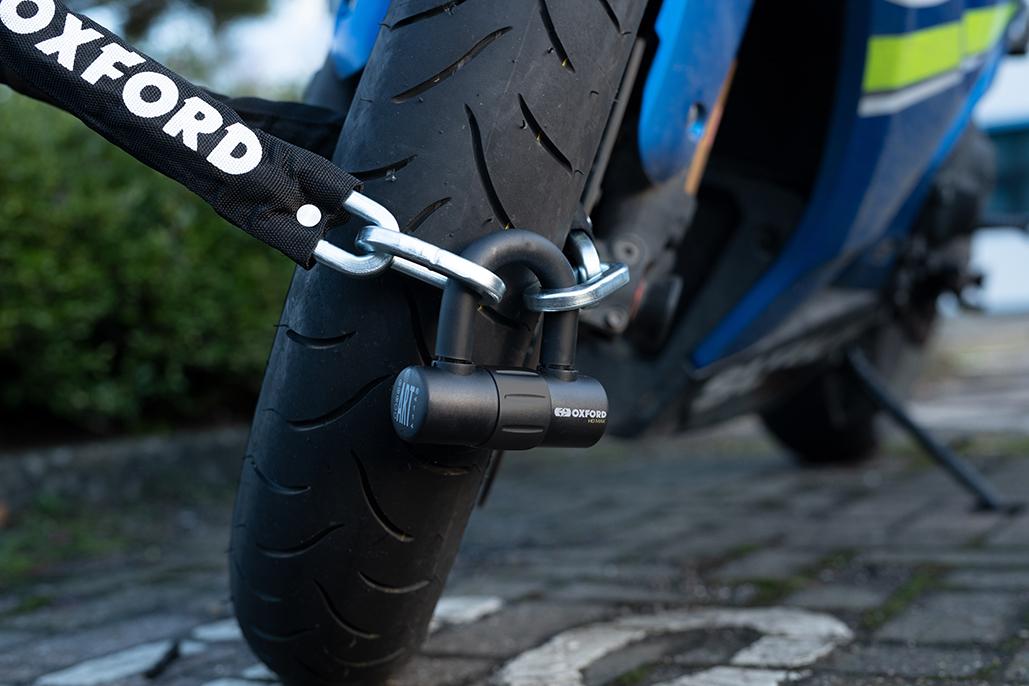 NEW from Oxford Products – 3.0m HD Chain Lock