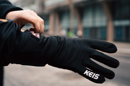 New Heated Inner Gloves from KEIS