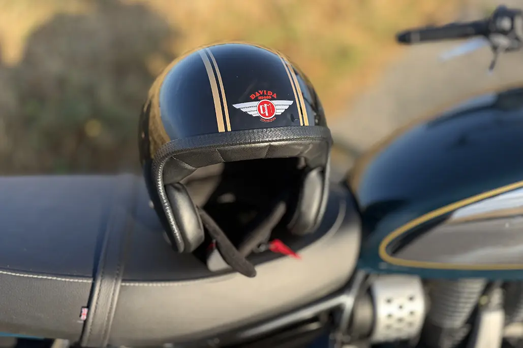 Davida Speedster V4 — Old-School Attitude, Modern-Day Confidence | Read It On Our Website