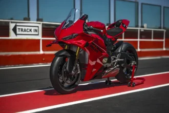 Ducati Panigale V4 2027: The Class Benchmark Evolves