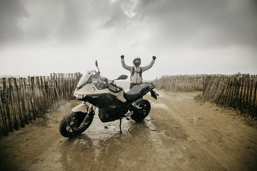 Zero Motorcycles Travels 271 Miles And Smashes Guinness World Record